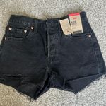 Levi’s 501 Shorts Photo 0