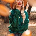VICI LUKE CONTRAST CABLE KNIT SWEATER - HUNTER GREEN Photo 1