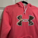 Under Armour Women’s Hooded Sweatshirt Semi Fitted Pink Camo Logo Size Medium Photo 1