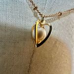 Gold tone pearl in heart dainty pendant necklace Photo 2