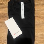 Lululemon Swiftly Tech Short-Sleeve Shirt 2.0 Hip Length Photo 1