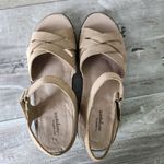Easy Spirit  Beige Leather Strappy Sandals Comfy Adjustable Ankle Womens Sz 7.5 N Photo 5