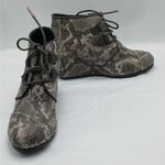 Toms Women’s Wedge Booties Snakeskin Print 6.5 Lace Up Chunky Ankle Boots Gray Photo 1