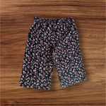 Torrid  Black and Floral Cropped Pant size 3 plus size pockets floral Photo 2