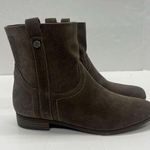 Frye & Co Women's Boots Size 7.5 Sarah Shortie Ankle Boots Suede Western Casual Brown Photo 0