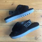 UGG  Koolaburra Fuzz’n II Slip-On Slippers Faux Fur in Black Size 5 Photo 2