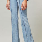 Tory Burch  Super Bleach out straight leg
Jean 25 Photo 0