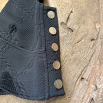 Maeve Anthropologie  black textured V-neck side-button crop top women's XS Photo 2