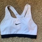 Nike  White sports bra Photo 0