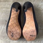 L.A.M.B. Women's Black Leather Pumps Photo 5