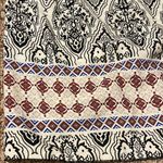 Poetry Black and White Sleeveless Tank Top with Bold Pattern Photo 1