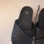 Time And Tru  Women's Cross Strap Black Sandals  Sz 7 Photo 3