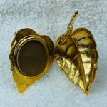Avon Solid Perfume Jewelry Pin Brooch Puffed Leaf Gold Tone Faux Pearl Accent Photo 2