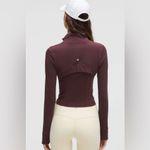 Lululemon  NWT Define Cropped Jacket Full Zip Plum Color Size 6 Photo 1