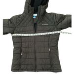 Columbia  Women's Black Lightweight Puffer Jacket with Pockets and Logo Medium Photo 2