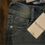Wallflower Juniors The Luscious Curvy Fit Blue Boot Cut Jeans 1/25 NEW Size undefined Photo 4