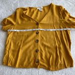 Urban Romantics Crop Top Blouse Womens M Mustard Button Up Flowy Casual Preppy Photo 4