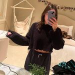 Black Cropped Sweater Photo 0