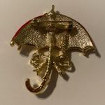 VTG Gerry’s Signed Gold Tone Umbrella Shape 1.75” Charm Brooch Pin Red Photo 2