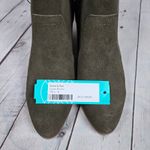 Violet & Red Olive Cupid Bootie Stacked Block Heel 6 NWT Green Photo 10