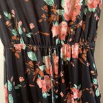 Short sleeve‎ light summer floral dress with pockets. Size small. Black Photo 2