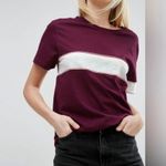 Adidas Originals Retro Panel Logo T-Shirt Size Medium
Maroon Short Sleeve Photo 6