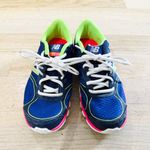 New Balance  Shoes Women's  size 6 690 Photo 2