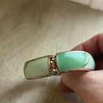 AQUA VTG Gold Tone Green Alternating Enamel Clamper Bangle Bracelet Wavy Unbrand Photo 3