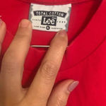 Lee "Seasons Greetings" embossed tshirt XL Photo 2