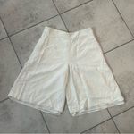 Club Monaco  White Lined Bermuda Wide Leg Women’s Shorts XS Photo 1
