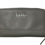 Nicole Miller New York Gray Textured Leather Wallet 4 Inner Compartments Photo 0