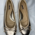 Ballerina Ballet Flat Shoes 6.5 Gold Round Toe Bow Slip On Flat Dress Shoes Photo 0