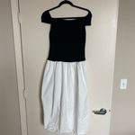 Off Shoulder Dress in classic white and black Size M Photo 2