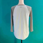 Under Armour ⭐️ long sleeve athletic shirt in size medium Photo 2