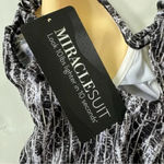 MiracleSuit Metallic Silver Chevron Python Siren OnePiece Swimsuit Size 8 NWT Photo 9