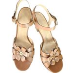 Michael Kors Rare Tara Floral
Embellished Leather Platform Heel
4.5" Sz 10 Boho Photo 4