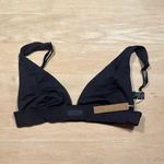 SKIMS NWT  Plunge Bikini Top in Onyx Sz S Photo 3