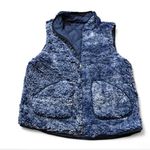 Reversible Quilted/Faux Sherpa Vest Blue Size L Photo 6