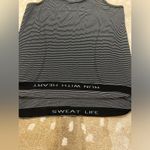 Lululemon Athletica black and white stripe swiftly tech tank top women’s size 8 Photo 2