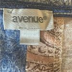 Avenue  22/24 Plus V-Neck Paisley Floral Beaded Embellished Short Sleeve Top Photo 2