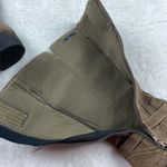 Clarks Derby Palace Suede Mid Calf Boots Womens Size 8 Brown Zip Up Strap Buckle Photo 13