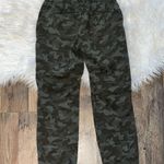 Lululemon Ready to Rulu Jogger size 2 in green camouflage print Photo 6