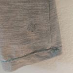 Layer 8 workout tank top Photo 2