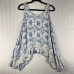 Mimi Chica Sleeveless Rayon Blouse White & Blue Print Size Medium Asymmetrical Photo 1