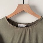 Everlane Olive Green Hammered Satin Short Sleeve Women's Top minimalist casual S Photo 3