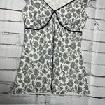 Loft Ann Taylor Black and White Cap Sleeve Fitted Blouse SZ 2 Petite Chic Preppy Photo 3