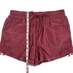 Knox Rose Burgundy Floral Crochet Elastic Tie Waistband Shorts Size Small Photo 3