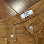 Denizen from Levi's  Waterless 90's Loose Straig  29w  Tan Color With Size Pockets Photo 3