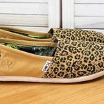 Toms  National Geographic Alpargata Leopard Print Slip On Shoes Tan 8.5 Photo 0