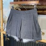 Lululemon  City Skort Gray Zip Pockets Pleated Shorts - Sz 6 🧡🎀 Photo 3